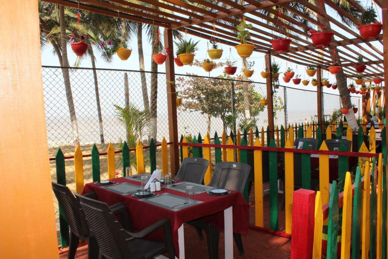 Hotel Sea Rock Villa Daman Bagian luar foto